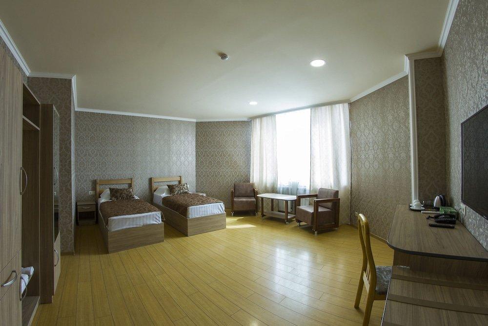 Inga Hotel Ереван Екстериор снимка